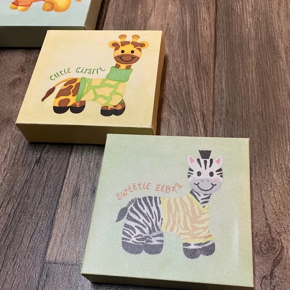 Nursery Safari Animal Canvas Wall Art Set | Baby Room Decor | Lion Giraffe Zebra